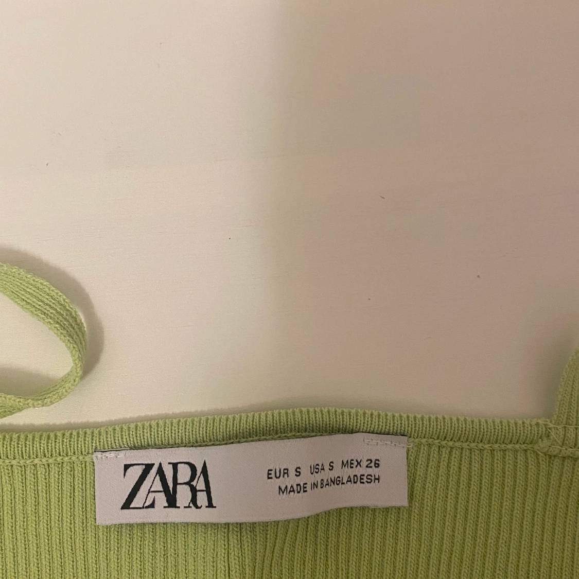 Ljusgrönt linne zara xs  - 91