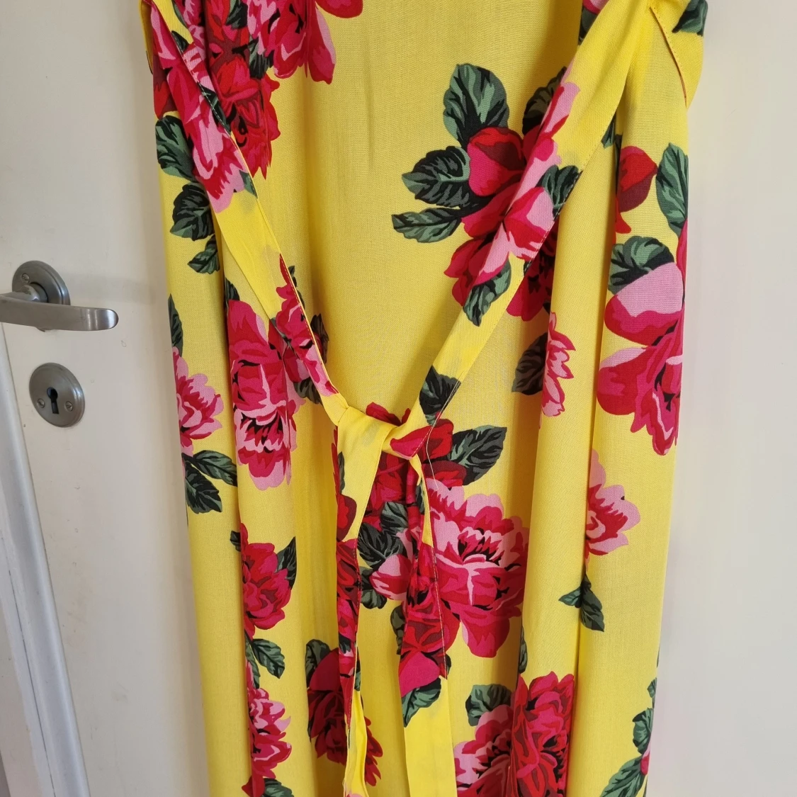 Floral Summer Maxi Dress! - 90