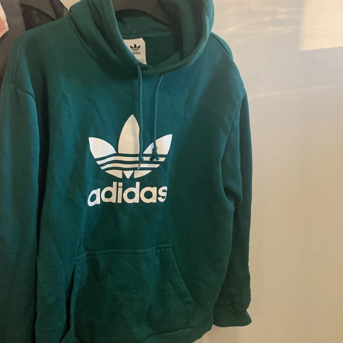 Adidas hoodie storlek medium