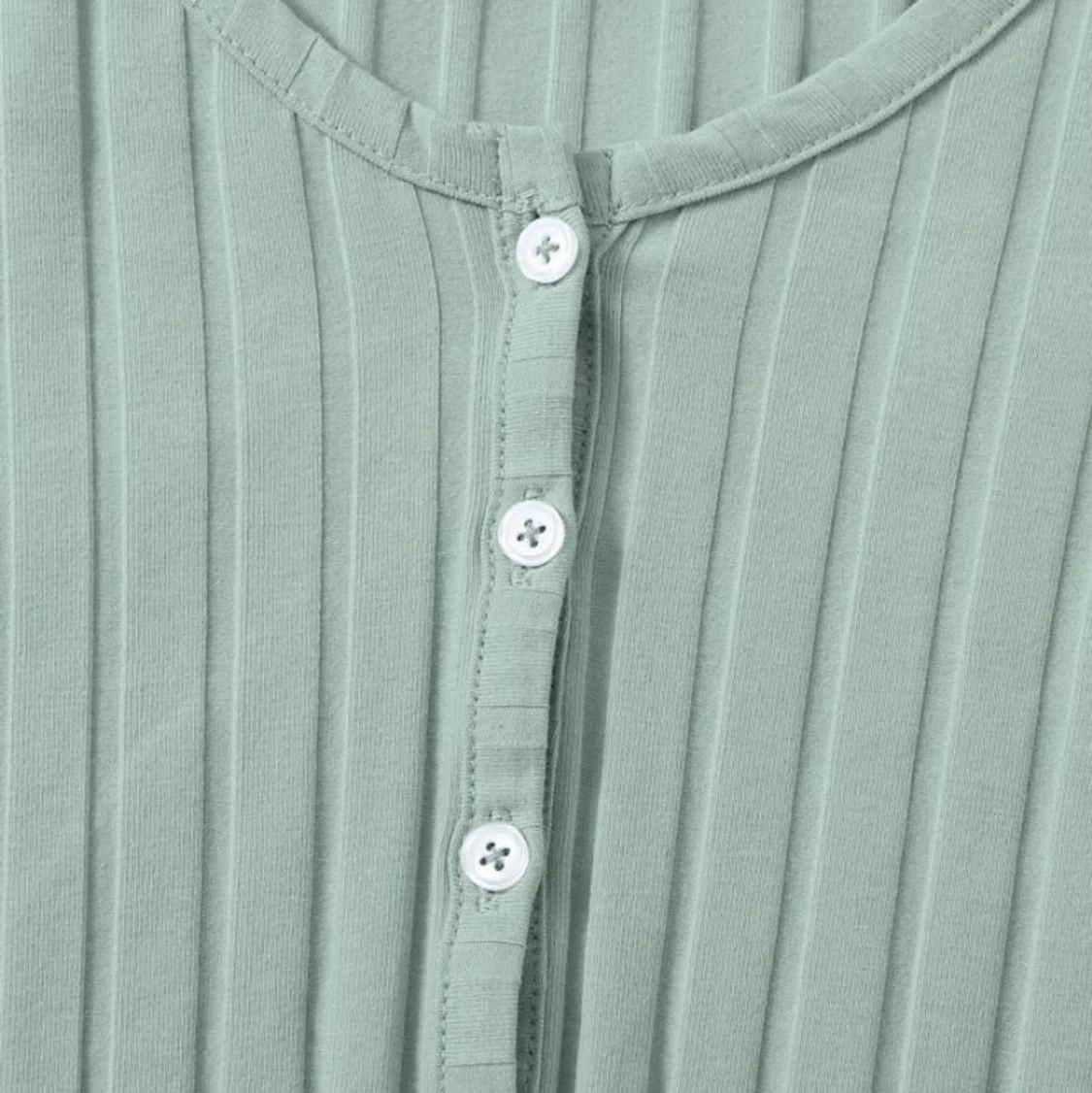 Ljusgrön tröja från Shein - 91