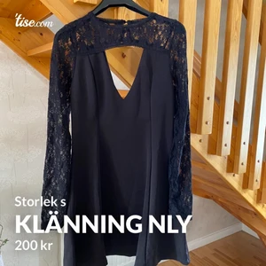 Klänning nly  - Klänning från nly använd endast under en kväll 