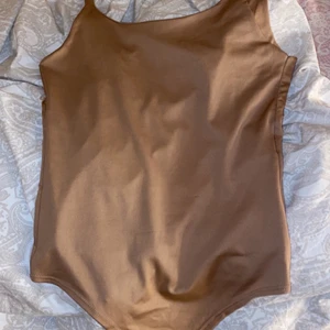 Body - En Bech body, aldrig använd och jätte fin, storleken är S på denna. Jag kan både mötas och posta varan!💓