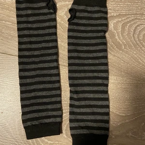 armvärmare - köpta på aliexpress, aldrig använda. köparen står för frakten.