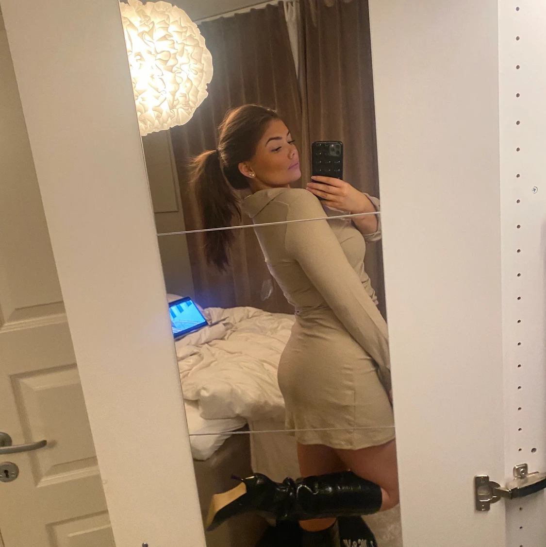 Beige Klänning - 90