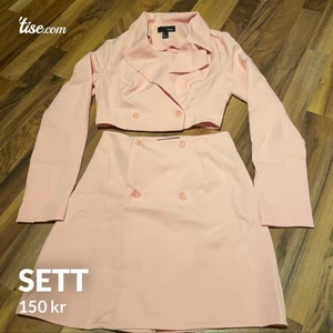 Sett - Passar S-M som nytt 