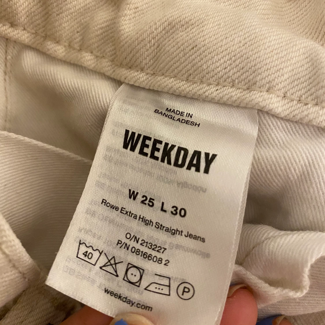 Weekday jeans midja 25 längd 30