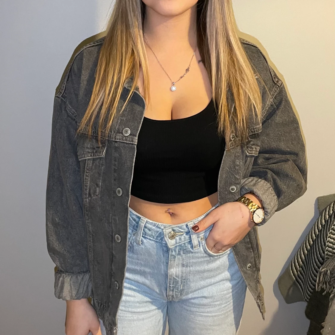 Grå jeansjacka från pull&bear