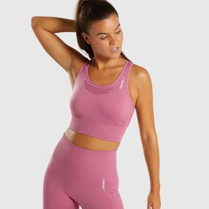 Gymshark set M - Gymshark set i färgen dusky pink. Storlek M i både underdel o överdel. Bra skick, då det knappt kommit till användning. 