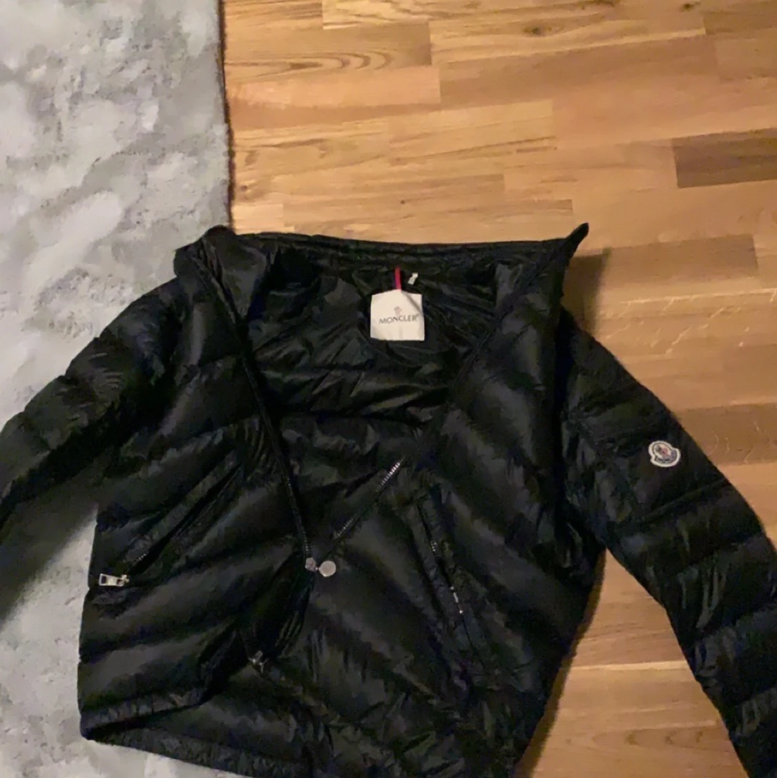 Moncler jacka  - 90