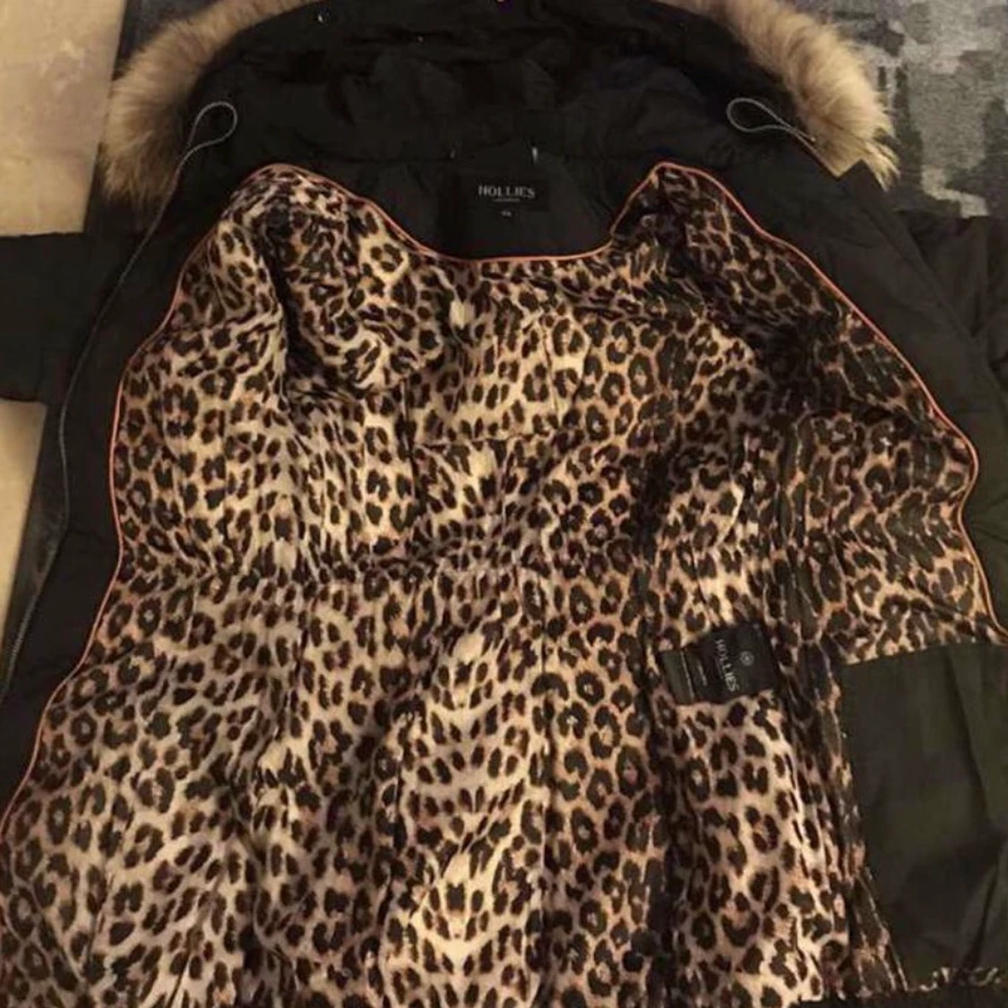 Hollister jacka riktig päls, storlek 34 - 91