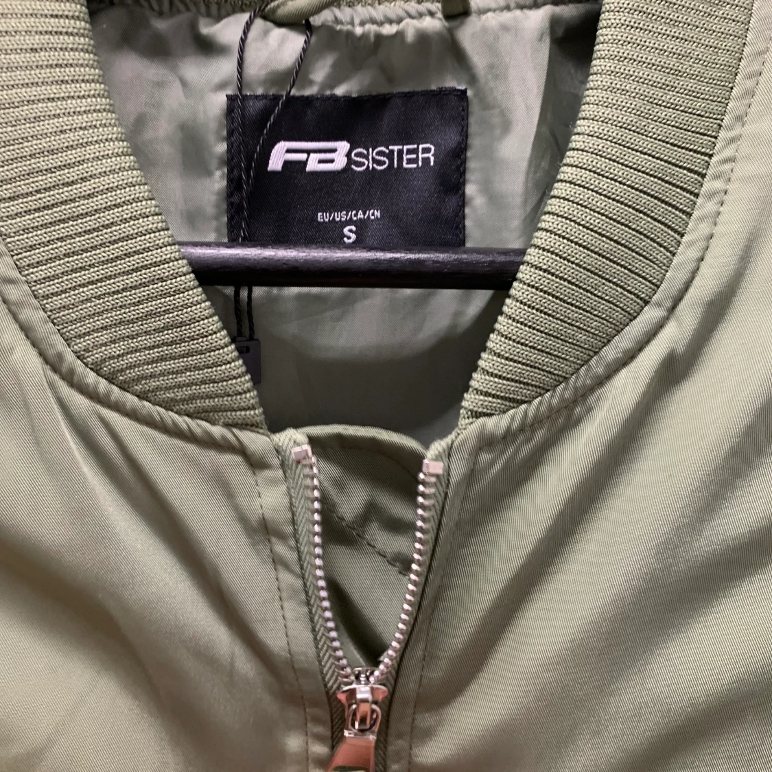 Ny grön Bomberjacka  - 91