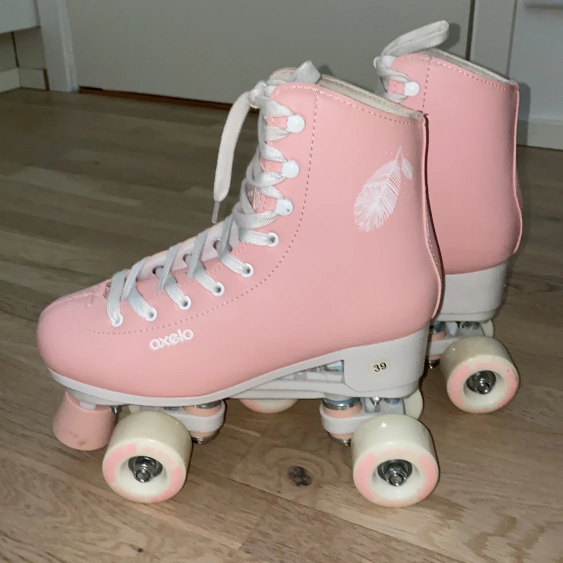 Rosa rullskridskor storlek - 39 - 91