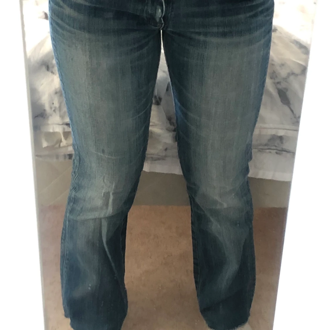 Lågmidjade jeans.  - 91