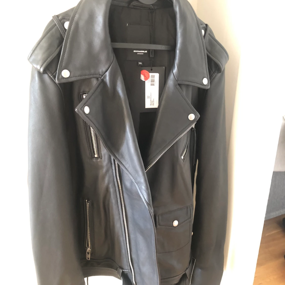 Väldigt fin skinnjacka från Brothers. (Oanvänd)