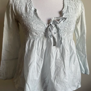 Odd Molly topp 0 - Ljusblå Odd Molly topp 0 passar XS/S