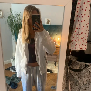 Vit zip-hoodie från Filippa K - Vit hoodie från filippa k 