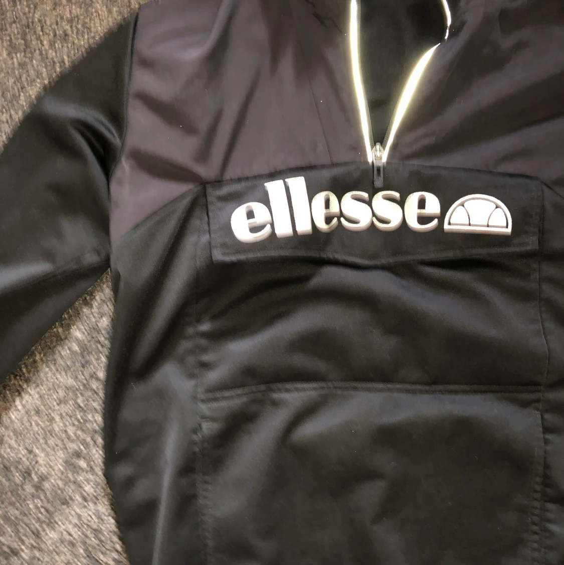 ellesse jacka  - 90