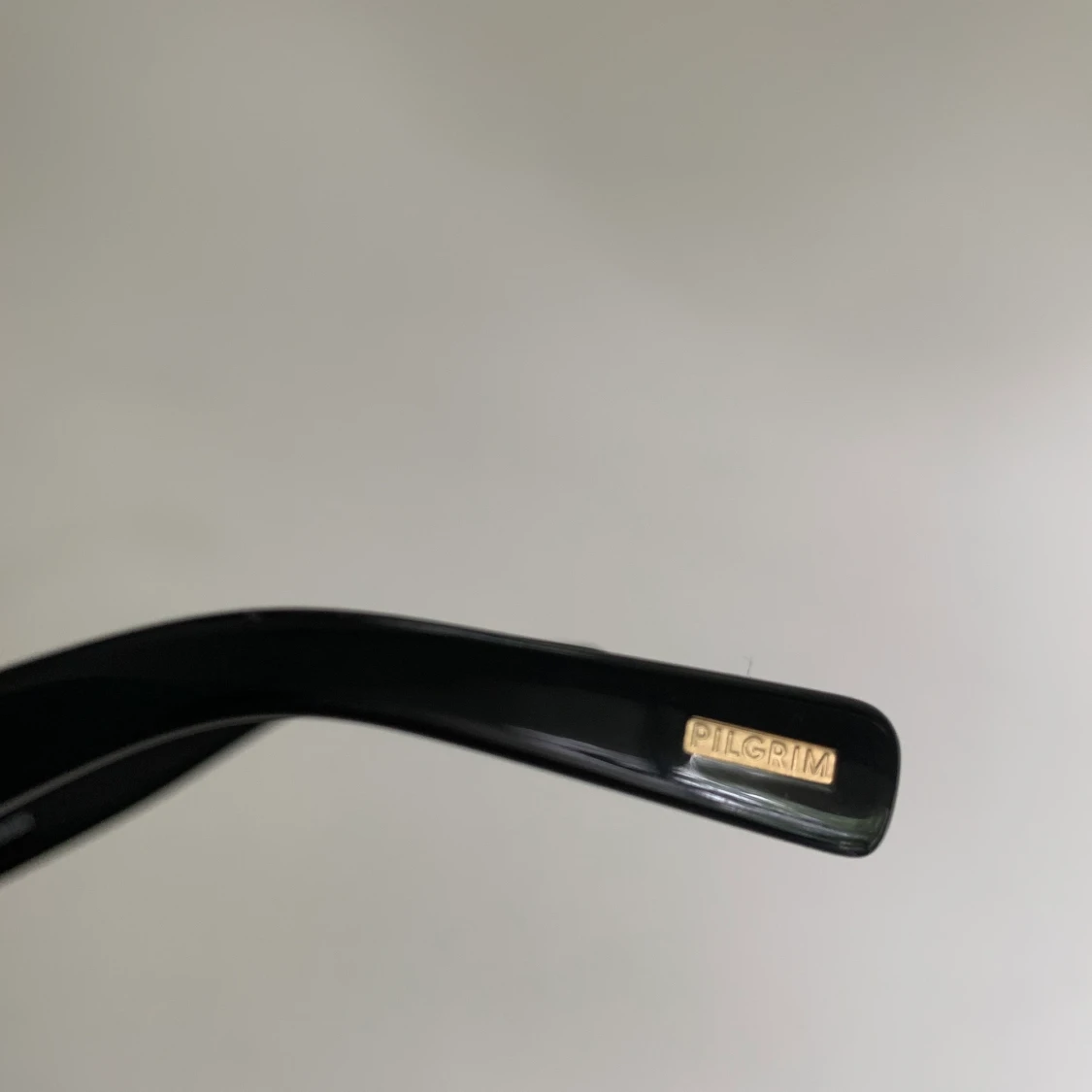 Nya solglasögon från Pilgrim - 90