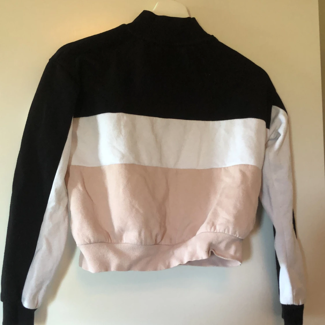 Magtröja. H&M. Disney. 146/152 - 90