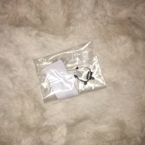 Fake septum piercing - har aldrig i mitt liv använt den