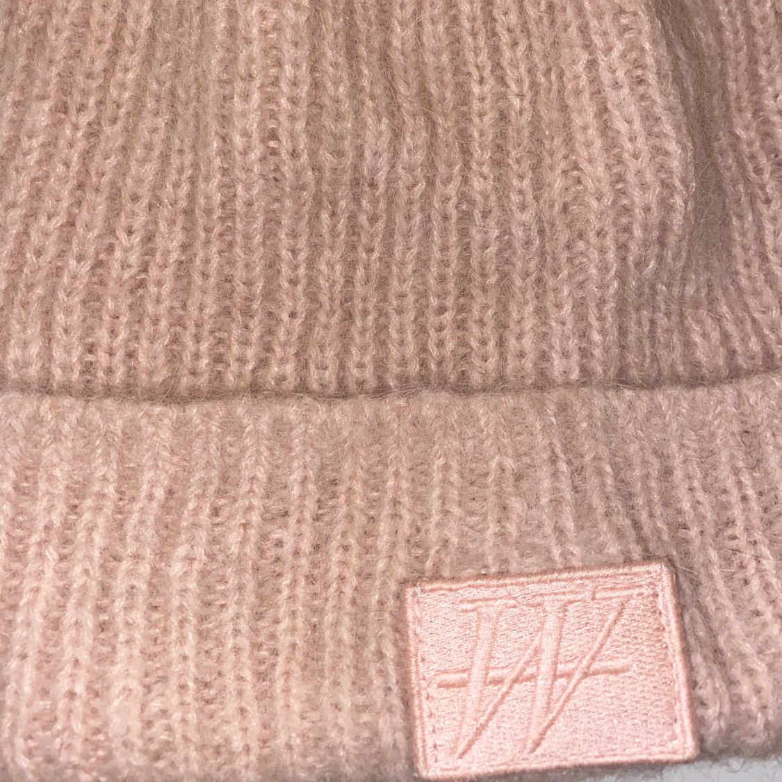 Carin Wester Mössa - 90