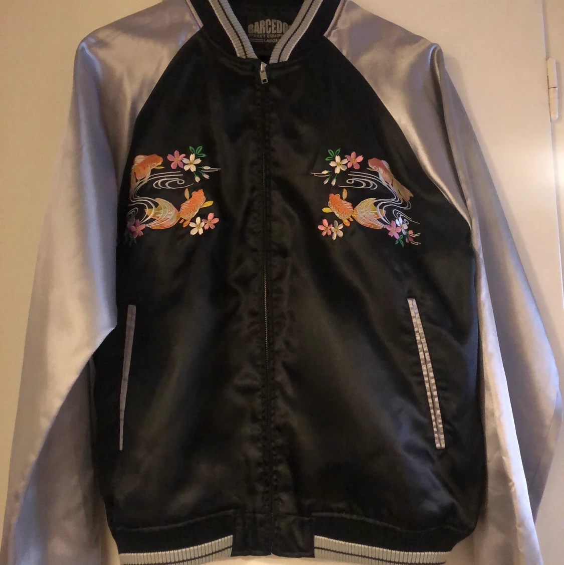 Basebolljacka i Satinlook - 90