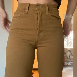 Levis Jeans  - Ribcage straight, oanvända