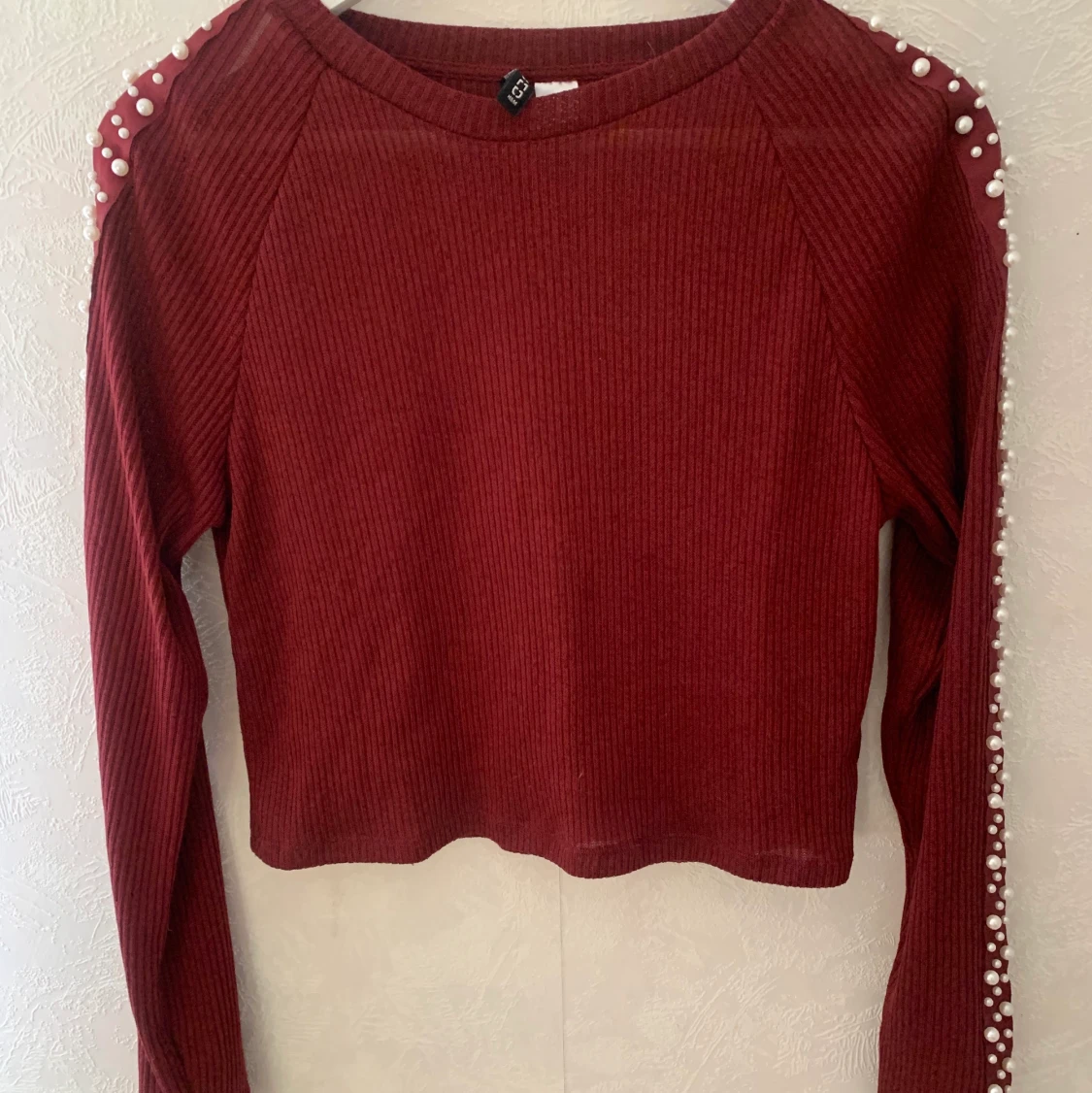 Röd stickad tröja! - 90