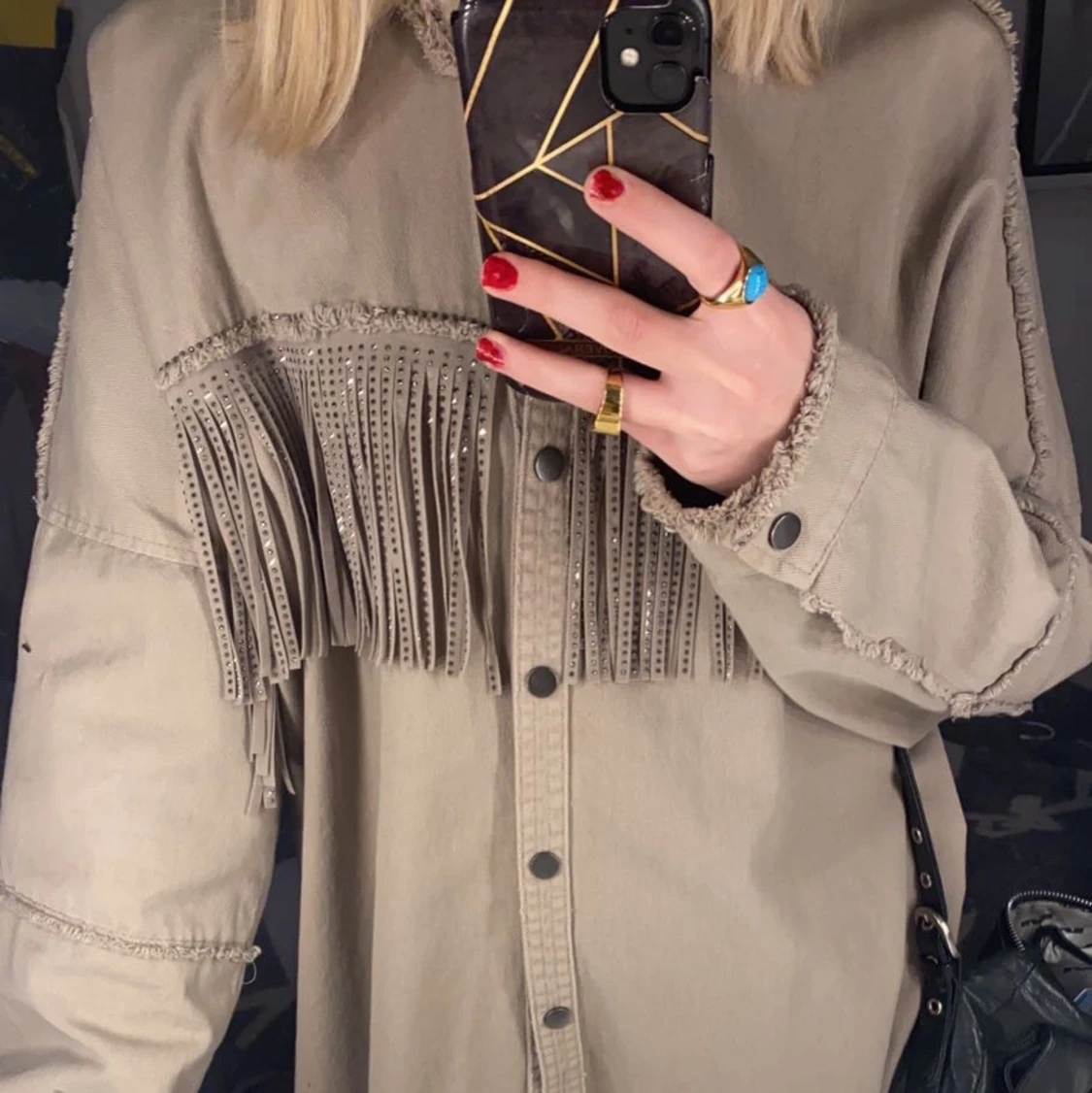 Jacka med glasiga fransar zara - 91