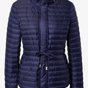 Michael kors jacka  - Jacka i bra skick, använd fåtal gånger. Är i färgen mörkblå, storlek S. 