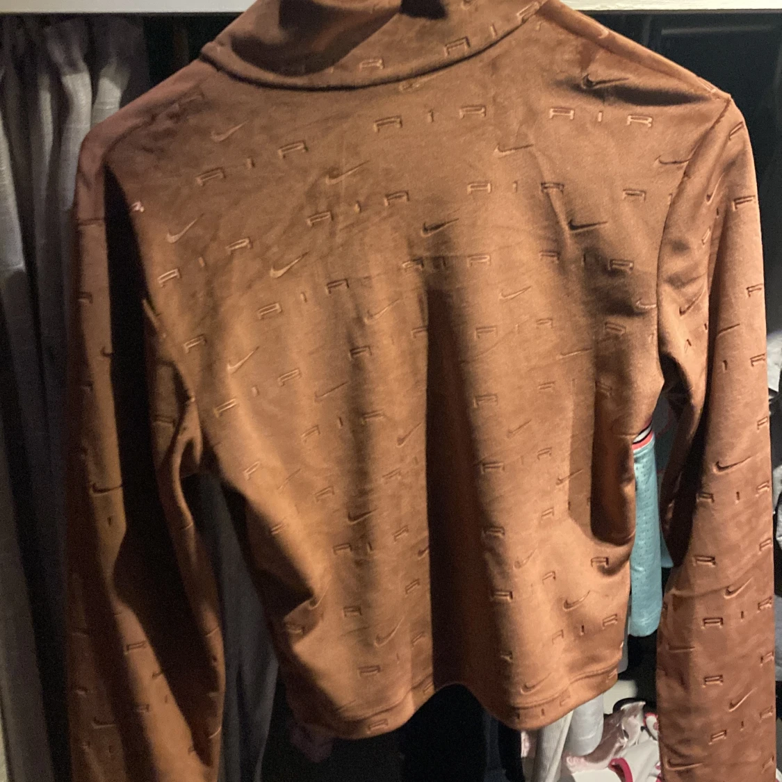 Nike air croppa genser  - 90