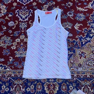 Puma linne - Linne från puma! Bra skick, storlek M men skulle säga S/M