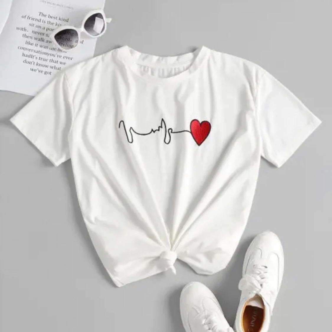 SHEIN T-shirt 