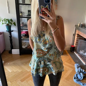 Fin topp  - Fin topp köpt secondhand 