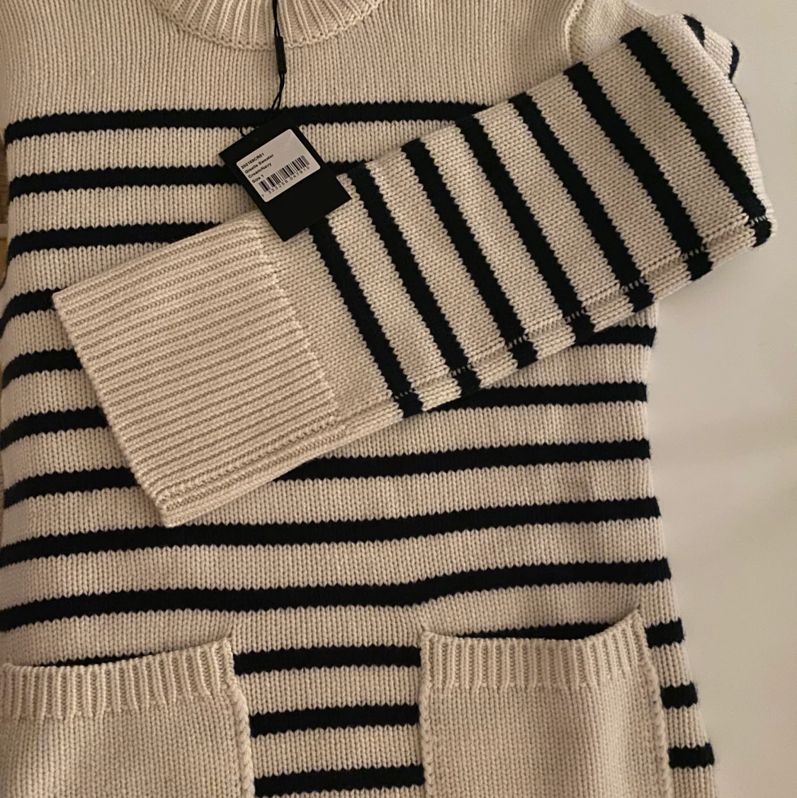 Lisa yang Kashmir tröja  - 90