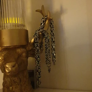 Armband ! Bud ?  - Bud st  ? 