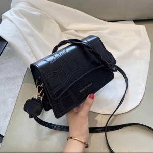 Black purse - Black purse