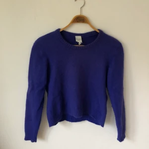 Monki tröja  - Gosig kornblå tröja från Monki. Står det är en M men den är mer som en S. 