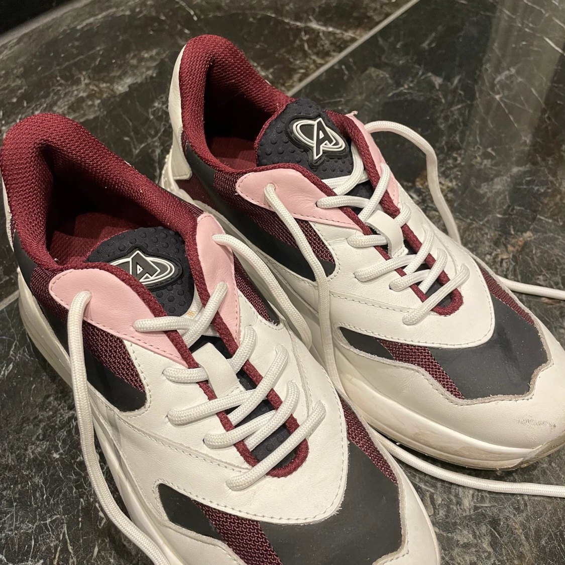 Arigato skor i storlek 37