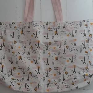 Beach bag  - Jätte gullig strand väska från L'occitane i bra skick 💗50 kr + frakt 