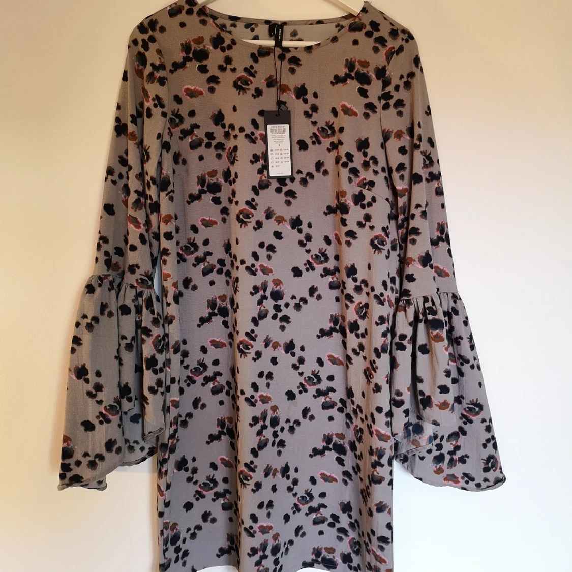 Mönstrad sommarklänning