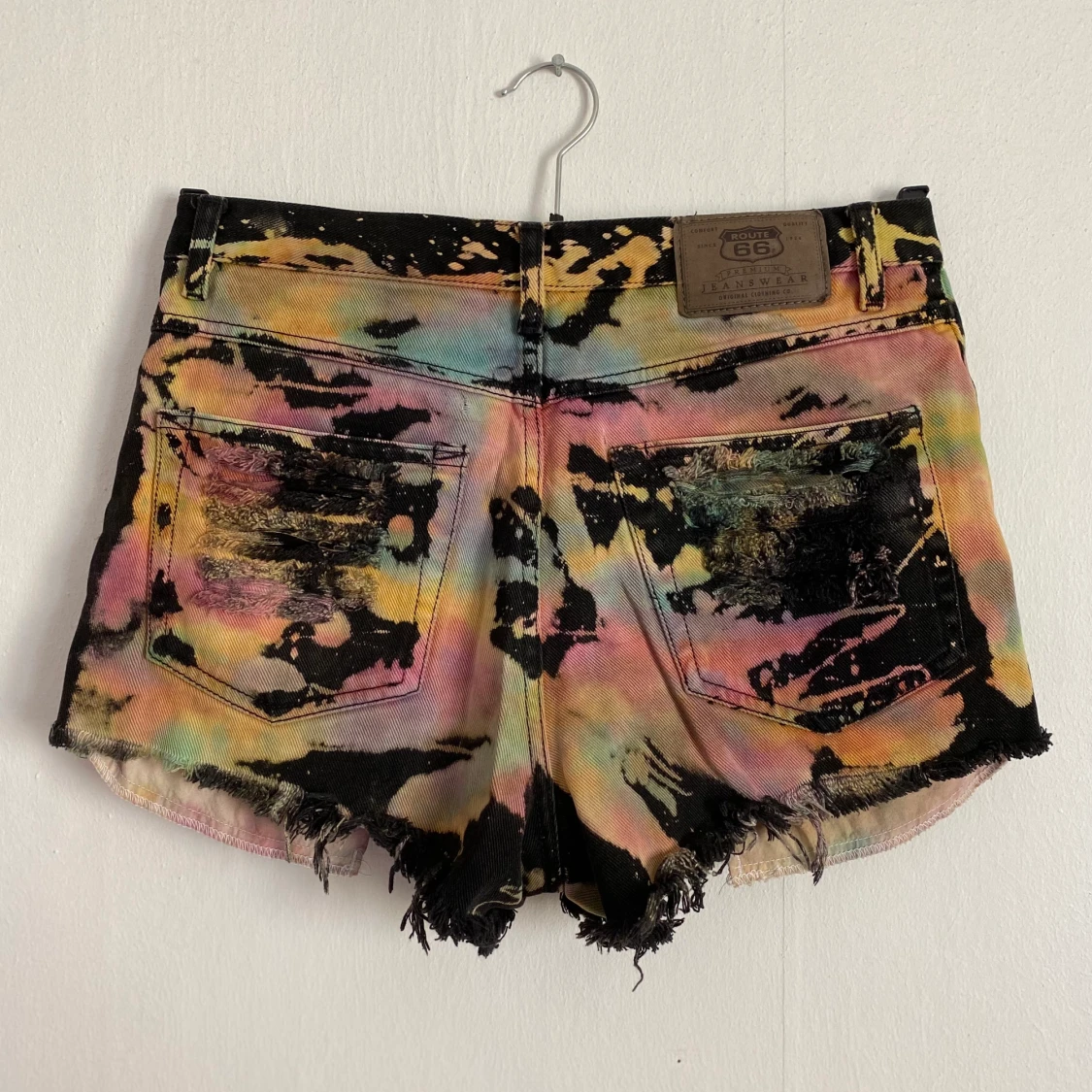 Färgade jeansshorts  - 90