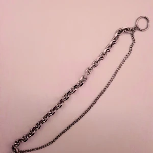 Simple Layered Silver Bracelet  - Enkelt silver armband från shein, mycket bekvämt att använda. Köpt för 2 månader sen och har knappt använts!