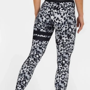 Stronger - Stronger träningstights, S aldrig använda!