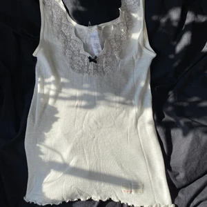 Linne - Linne från oddmolly, storlek 0 (xs). Använd fåtal gånger. Köpare står för frakten.