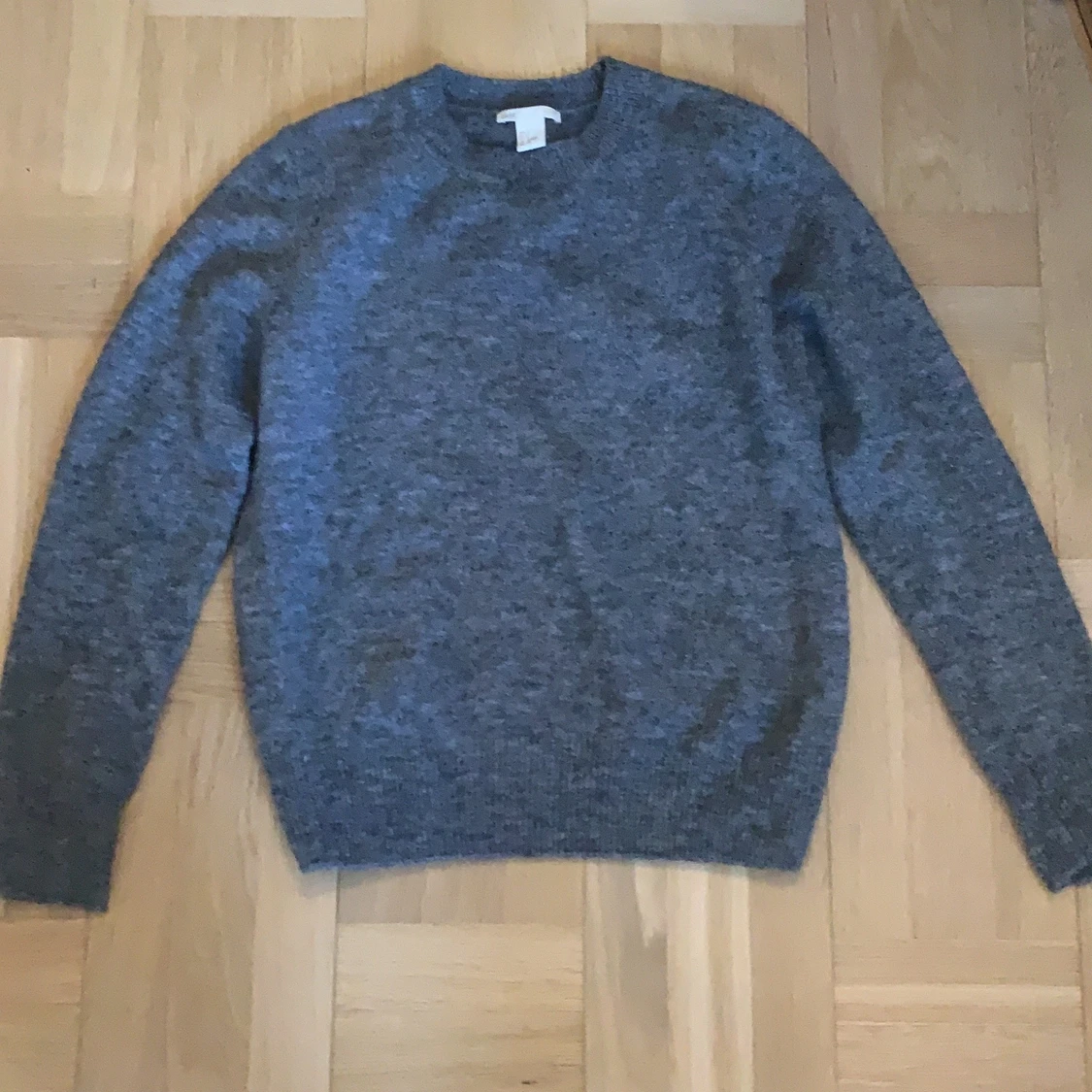 Grå stickad tröja från Hm