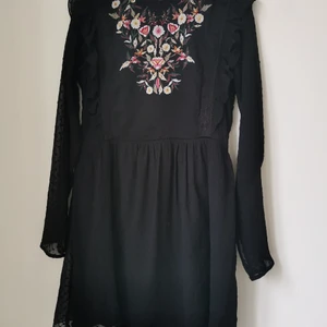 Dress zara  - Dress zara. Pick up at aspudden 