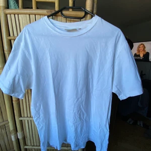 M - Sitter skitbra, livre oversized 