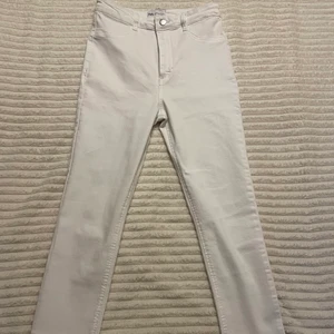 Oanvända Zara byxor - Oanvända, ny skick