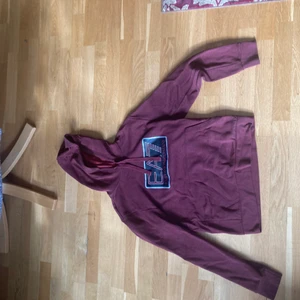 Ea7 hoodie small - nypris 1299.skick 8/10